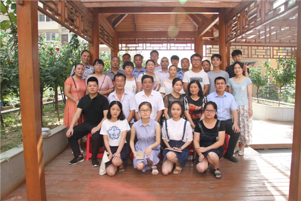 又是一年金秋季，助學圓夢暖人心----2017年寶業(yè)集團“金秋助學”活動圓滿結束